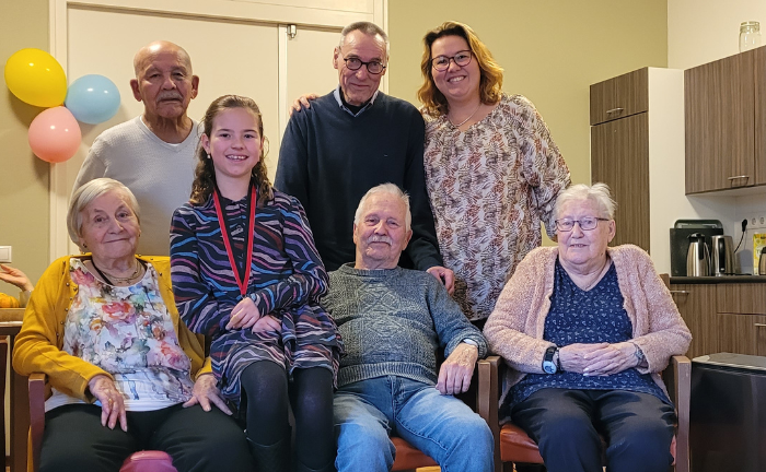 B&BW_Waterrijk_cliënten, medewerker en kind_kinderlintje