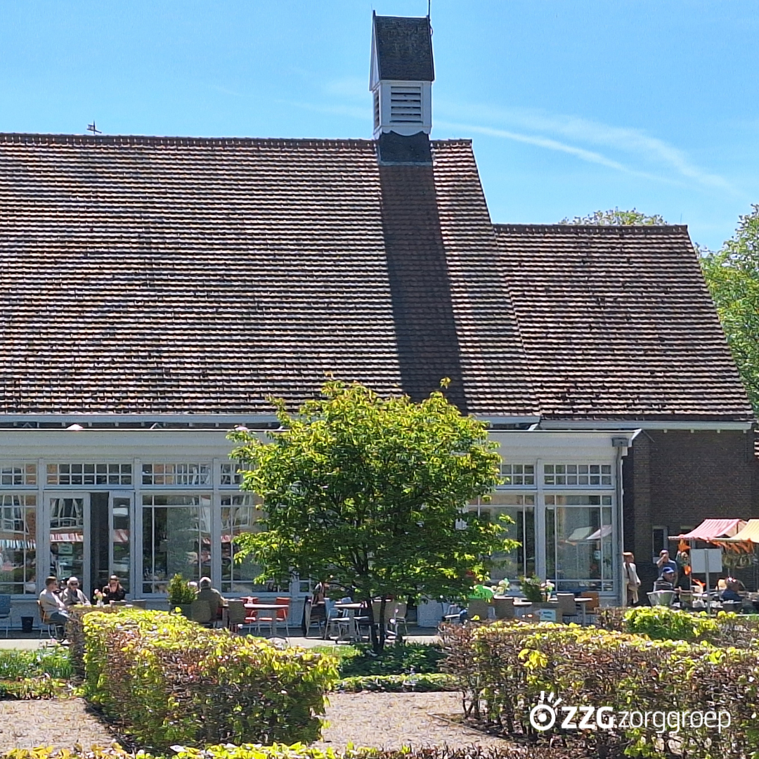 Wonen op Dekkerswald, Huiskamercafé in De Serre