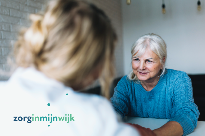 Wijkverpleging_medewerker en cliënt_Zorginmijnwijk